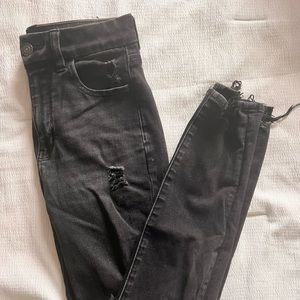 ae ripped skinny jeans